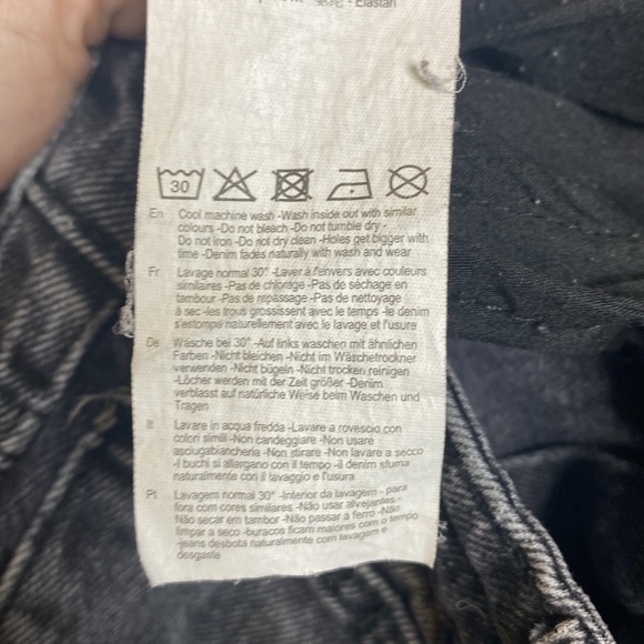 Abrand '94 High & Wide Leg Jean in Black - Picture 10 of 10